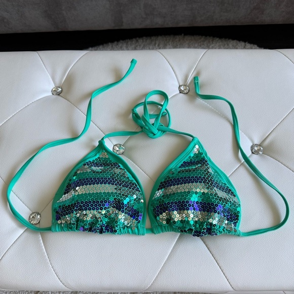Sequin Embellished Teal and Purple Mermaid style Bikini Top Size Large - Picture 1 of 8
